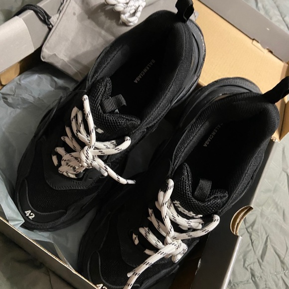 Balenciaga size 42 US 9 - Picture 11 of 11
